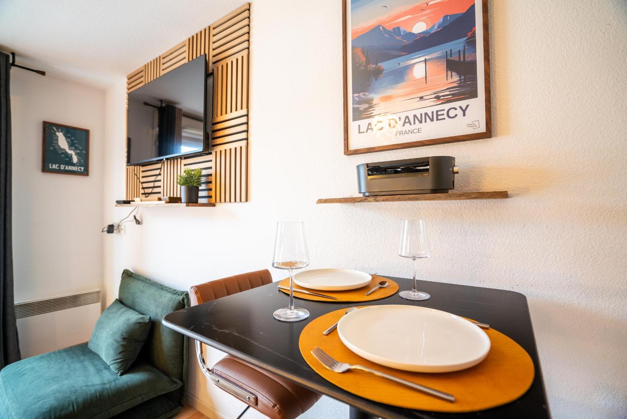Cabana & Merci Annecy - Parking Et Proche Du Lac Ngoại thất bức ảnh