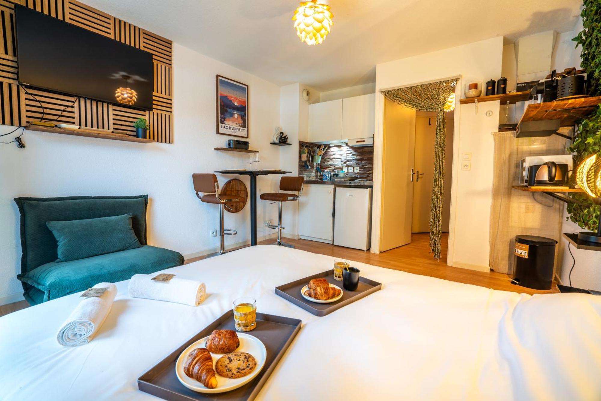 Cabana & Merci Annecy - Parking Et Proche Du Lac Ngoại thất bức ảnh